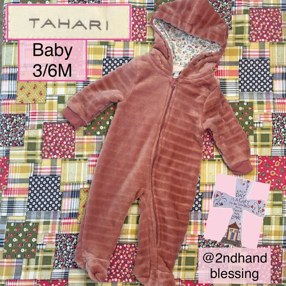Tahari Baby Dusty Rose Fleece Sleeper, 3/6M, Super Soft Footie, Hooded Snow Suit